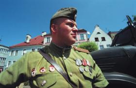 Tomasz Paprocki. Mundur majora NKWD uszyła mu babcia.