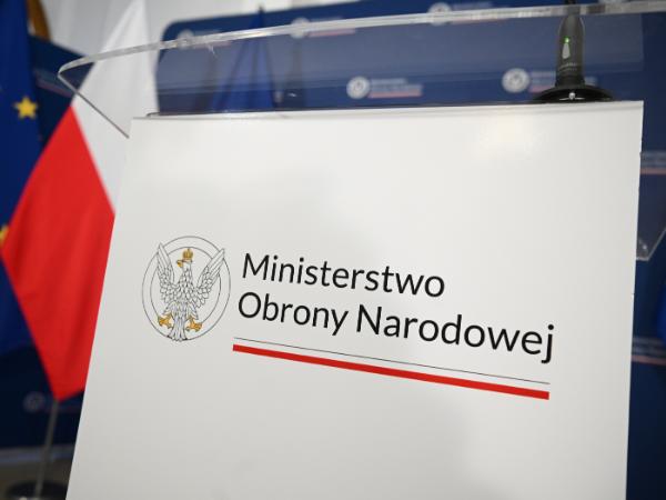 Można śmiało napisać, że Departament Strategii i Planowania Obronnego MON to mózg polskiego systemu obronnego – nie tego z defilad i pikników, a tego, który ma realnie zadziałać, gdyby nadeszła godzina W.