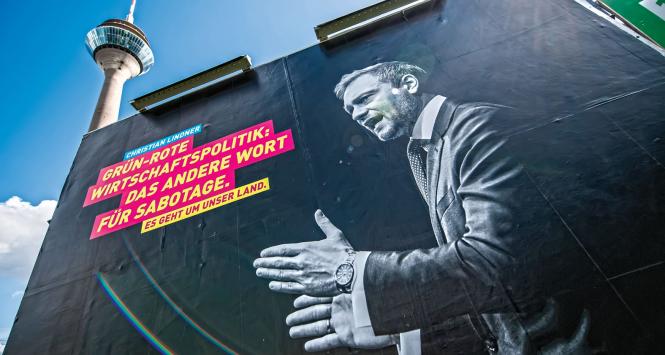 Młody przewodniczący zdominował FDP do tego stopnia, że zaczęła być nazywana partią jednego człowieka.