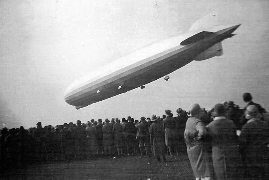 Zeppelin LZ 127 w roku 1930.