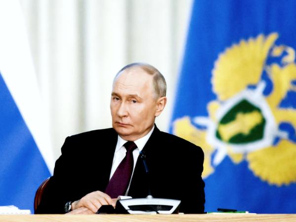 Władimir Putin podczas spotkania z Kolegium Prokuratury Generalnej Rosji, 19 marca 2026 r.