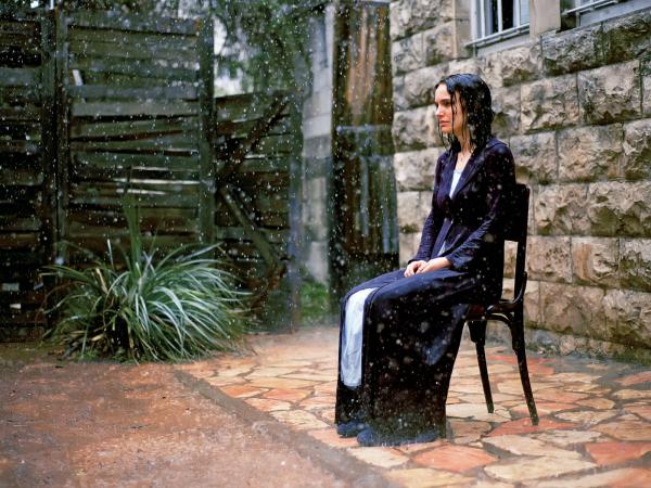 Natalie Portman jako nieszczęśliwa i udręczona matka przyszłego noblisty