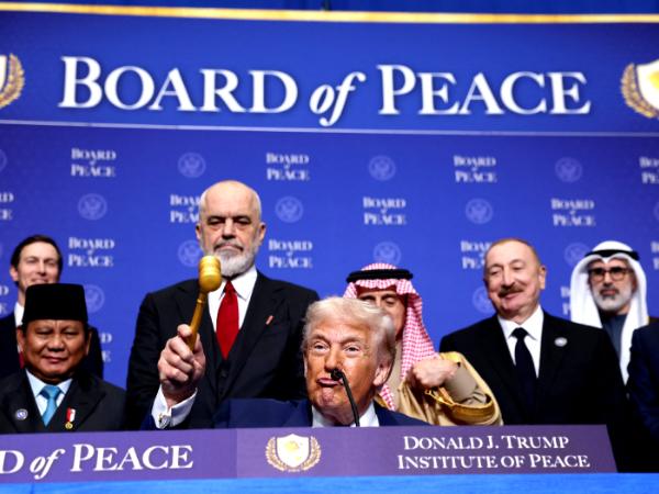 Donald Trump podczas pierwszego posiedzenia Rady Pokoju w Waszyngtonie, 19 lutego 2026 r.