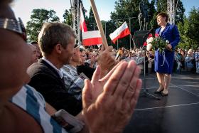 Beata Szydło, kandydatka PiS na premiera na pl. Litewskim w Lublinie
