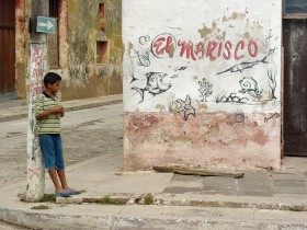 Ryb i owoców morza na Kubie w praktyce nie ma. Żeby mieć rybę, trzeba mieć łódź i wędkę. Jak się ma łódź - płynie się nie na ryby, ale na Florydę.