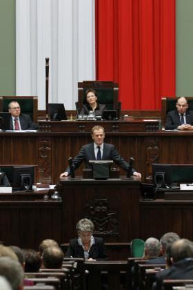 Premier zawęził pole walki, wyznaczył na nowo jej granice i przesunął punkt centralny w inne miejsce, gdzie bardzo trudno będzie kwestionować rzeczowe i moralne argumenty, zawarte w projekcie reform.