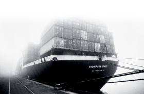 Współczesny kontenerowiec