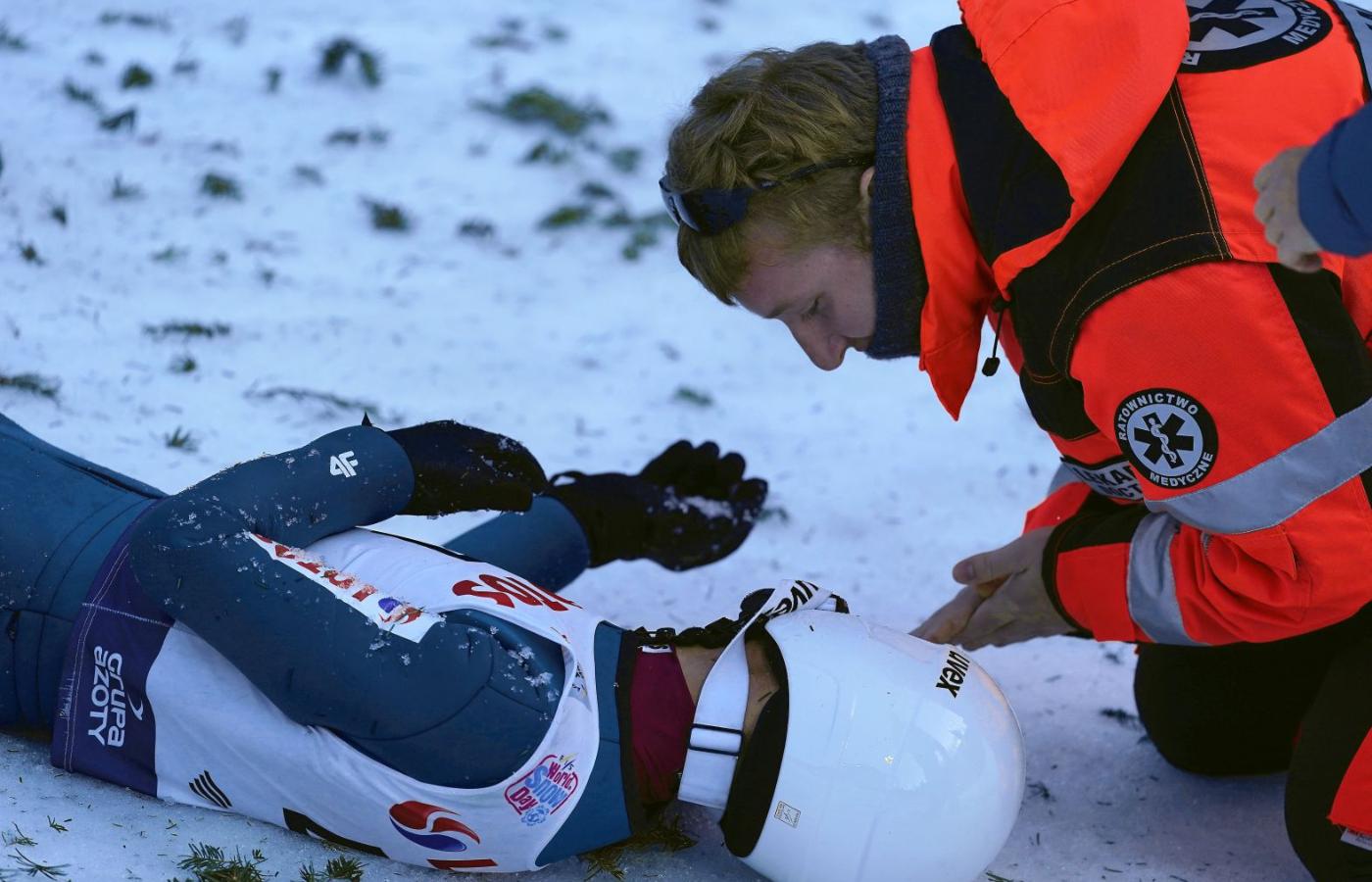 Upadek Andre Tande / Puchar Świata w Wiśle. Groźny upadek Żyły i podium Stocha ...