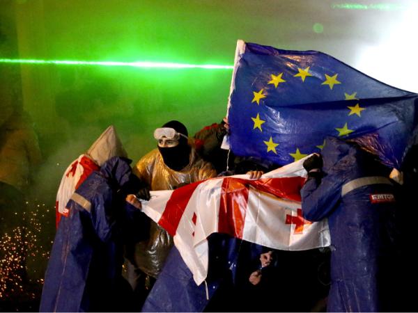 Protest w Tbilisi, 1 grudnia 2024 r.