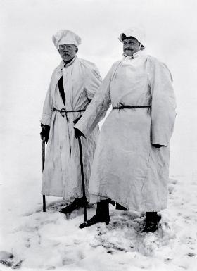 Niemieccy żołnierze na mazurskim froncie zimą 1915 r.