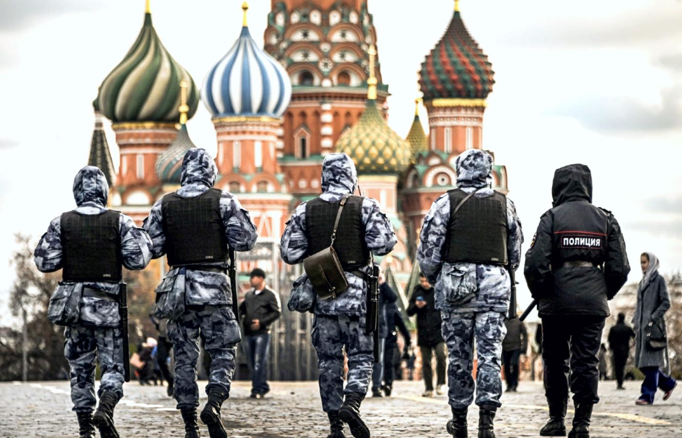 Rosgwardia to wojska pilnujące porządku we własnym kraju. Na zdjęciu w Moskwie, październik 2021 r.