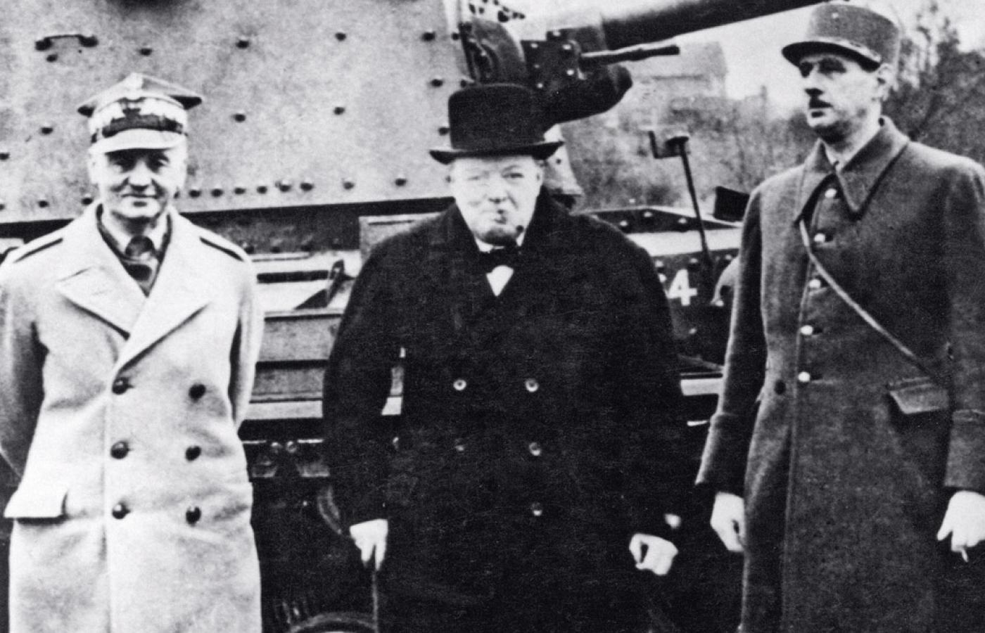 Od lewej „londyńczyk” Władysław Sikorski z Winstonem Churchillem i Charlesem de Gaullem, 1941 r.