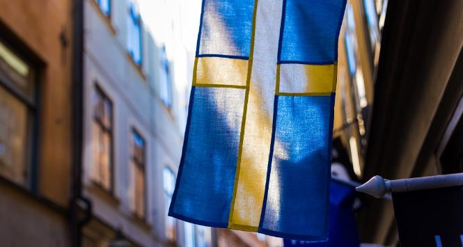 Flaga Szwecji na ulicy