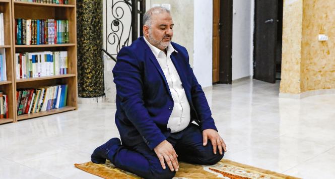 Mansur Abbas, lider islamistycznej partii Raam, uznał atak Hamasu za „zaprzeczenie wszystkiego, w co wierzymy”.