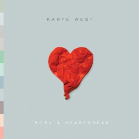 Na koniec, z pozdrowieniami: okładka z serduszkiem do czwartej płyty studyjnej Kanyego -  „808s and Heartbreak”. Tak graficznie, jak i muzycznie - programowo melancholijny. I bardzo popowy.