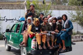 Nowe pokolenie talibów umie konstruować bomby pułapki, ale nie radzi sobie z konstruowaniem budżetu.