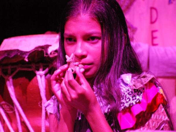 Rząd Brazylii stworzył kilka narodowych programów, które poprzez kulturę zmniejszają społeczne nierówności. Jest to jedno z niewielu państw świata, w których w XXI to się udało.