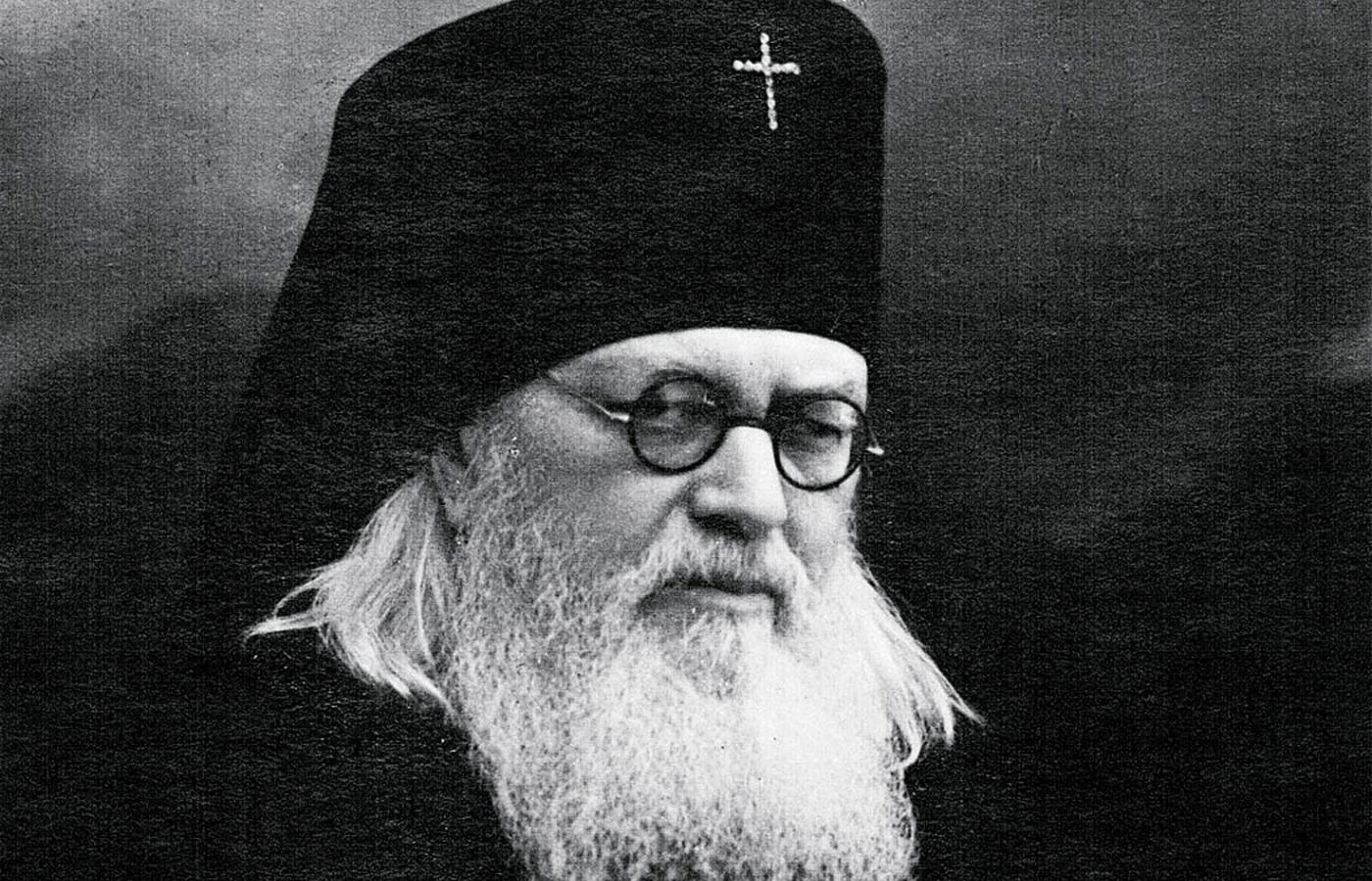 Walentin Wojno-Jasieniecki – biskup Łukasz, 1945 r.