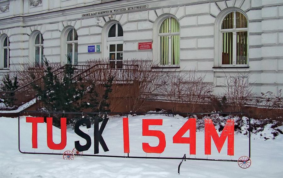 Jacek Adamas, instalacja „TU-SK 154 M”, 2010