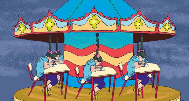 „Do szkolnych dzienników i na świadectwa wędrują oceny odzwierciedlające chwilową wiedzę uczniów, która często wyparowuje, zanim nauczyciel zdąży wpisać stopnie”.