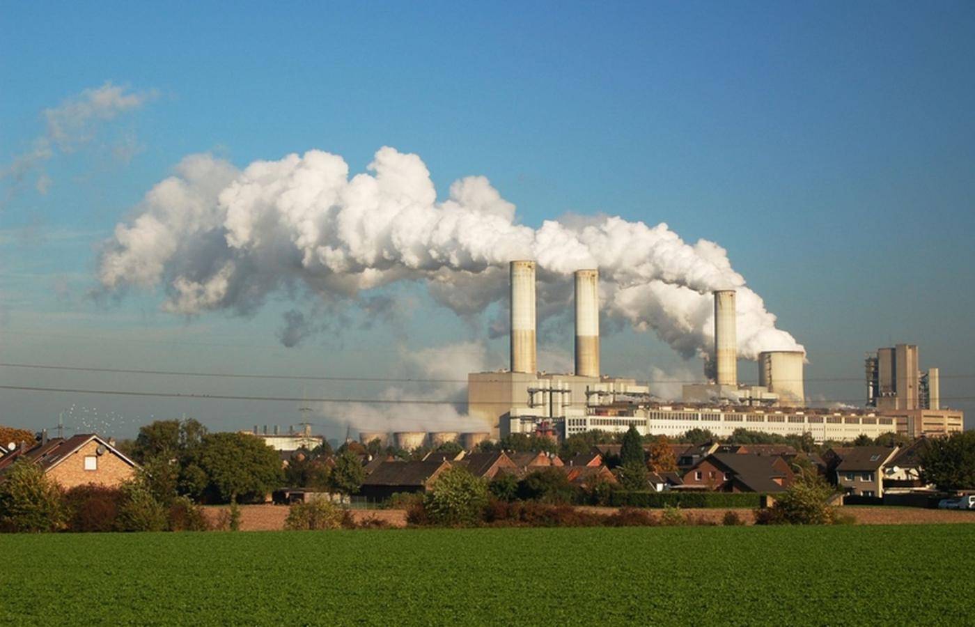 Najbardziej gorącym tematem są elektrownie węglowe, których przyszłość stoi pod znakiem zapytania.