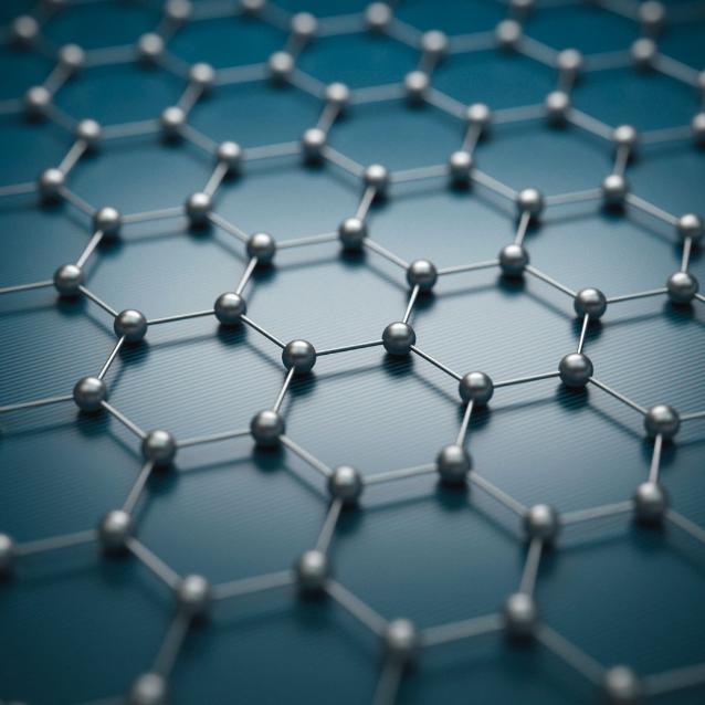 Grafen jest zbudowany z pojedynczej warstwy atomów węgla połączonych w sześciokątną sieć przypominającą strukturę plastra miodu.