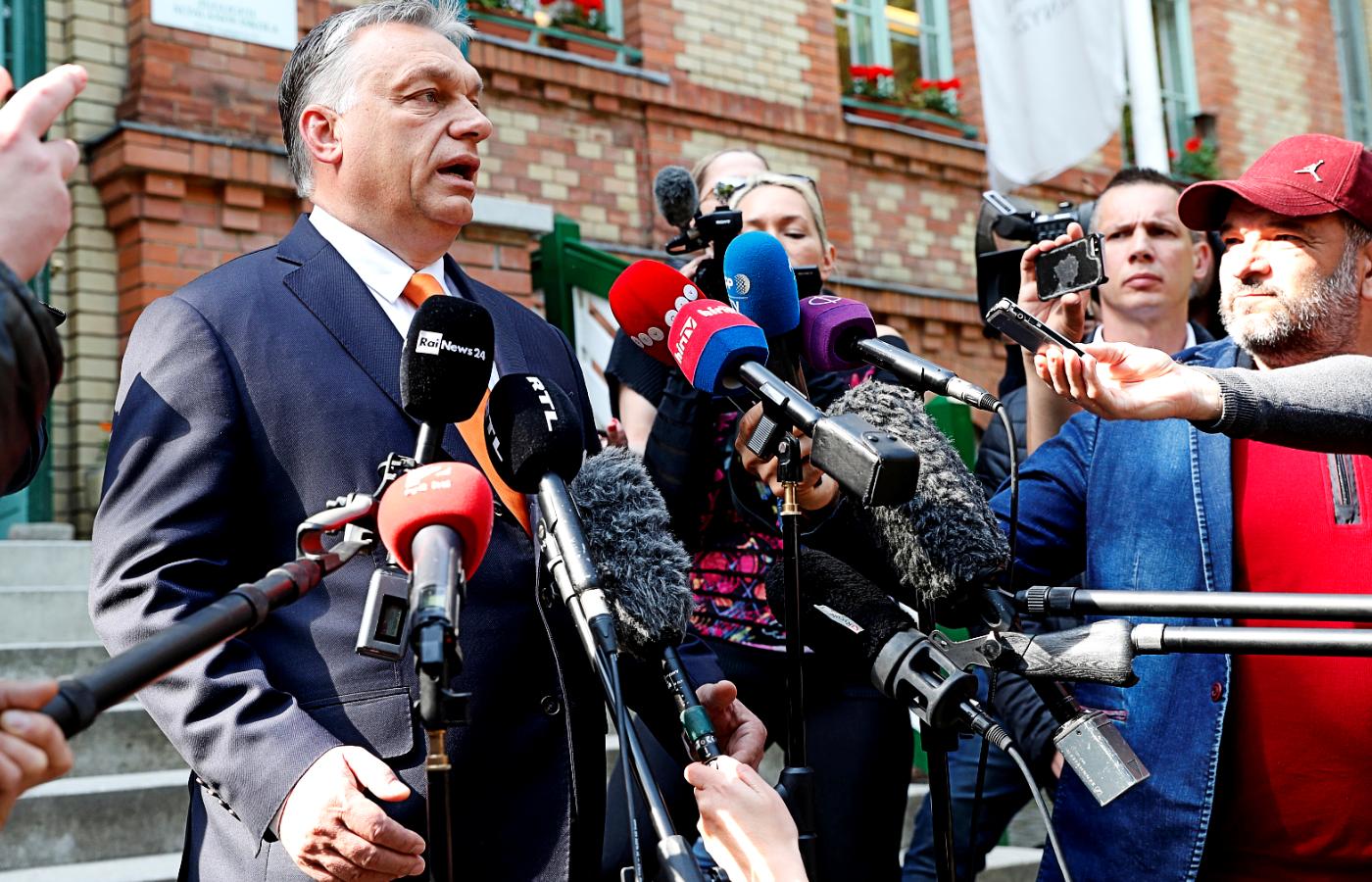 Viktor Orbán przed dziennikarzami