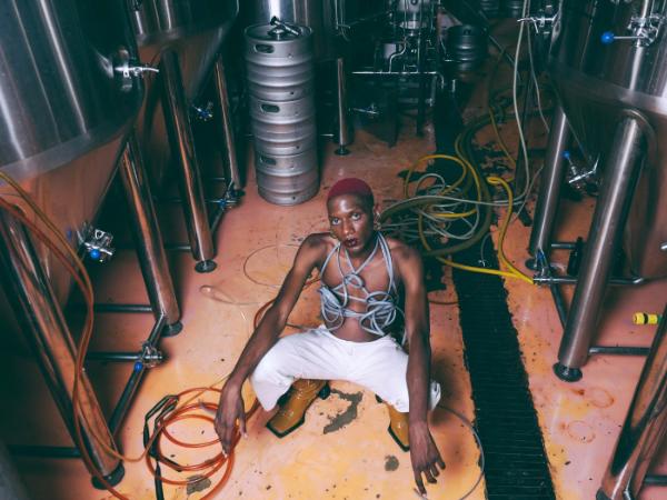 Authentically Plastic z Ugandy