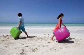 Klienci upadłego biura będą musieli powalczyć o pieniądze.