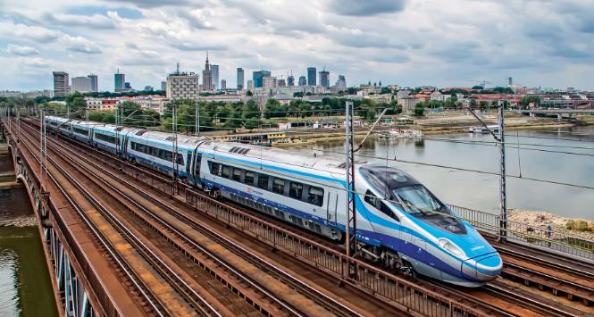 Za ok. 32 mln zł Alstom zainstaluje urządzenia Wi-Fi w 20 składach Express InterCity Premium.