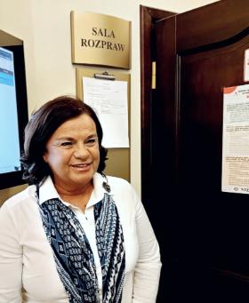 Dr Katarzyna Stelczyk