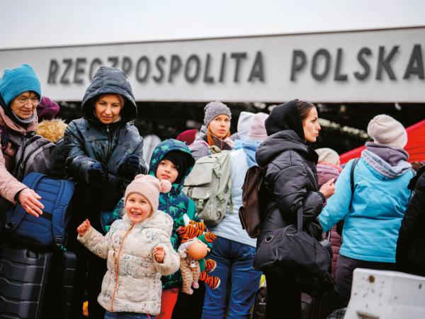 Ukraińscy uchodźcy na przejściu granicznym w Korczowej, marzec 2022 r.