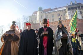 Walka o Trzech Króli prowadzona była z czynnym poparciem Kościoła katolickiego. Hierarchom szczególnie zależało, aby status wolnych od pracy miały wszystkie tzw. święta nakazane. Kraków, 6 stycznia 2011 r.