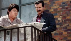 Dużym zaskoczeniem okazało się obsadzenie dziennikarki Doroty Wellman w roli Henryki Krzywonos.