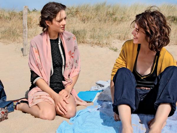 Marion Cotillard (z lewej) i Charlotte Gainsbourg nie uratowały tego filmu.