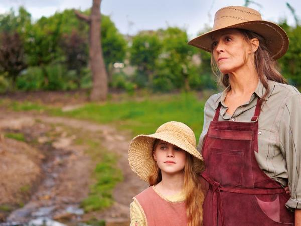 „Wszystkie kwiaty Alice Hart”, scen. Sarah Lambert