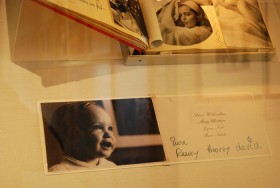 Gablota poświęcona Davidowi, tragicznie zmarłemu w 1981 r. synkowi Romy.