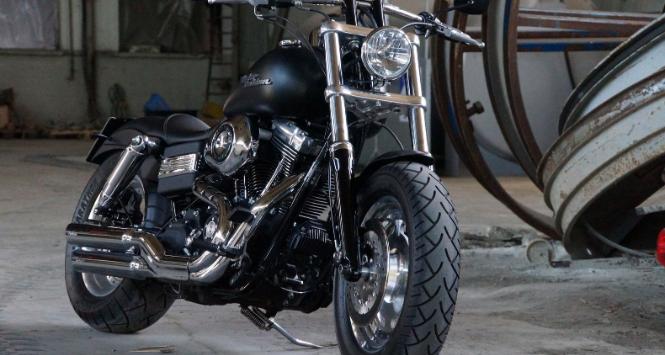 Z powodu wojny celnej Harley-Davidson zdecydował o przeniesieniu części produkcji z USA do fabryk w innych krajach. Czy pozostałe amerykańskie firmy pójdą w ślad za producentem motocykli?