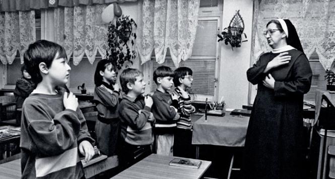 Lekcja religii w szkole podstawowej, lata 90.