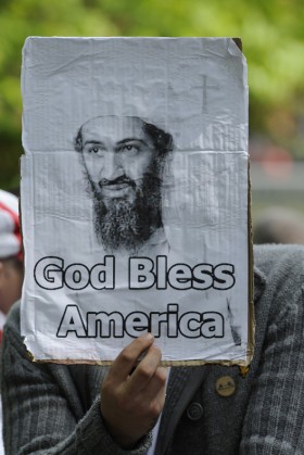 Osama bin Laden. W jego domu znaleziono arsenał filmów porno.