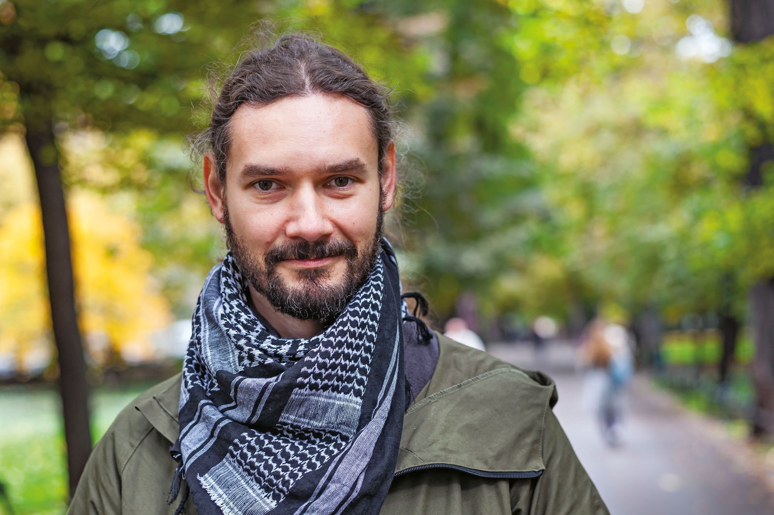 Radek Rak o pisaniu dla dzieci: Chciałem stworzyć czytelnikom bezpieczną przystań | Lato pełne jasności