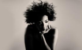 30 maja - koncert Macy Gray, właścicielki cudnej chrypki oraz Grammy Award, w warszawskiej Hali Torwar. Bilety w cenie 125, 195, 265 i 295 zł.