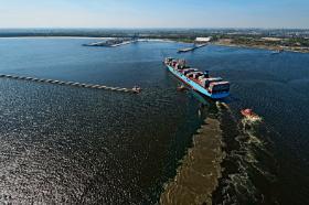 Kraje nadbałtyckie przyjęły Bałtycki Plan Działań, który przewidywał ograniczenie spływu związków fosforu i azotu do Bałtyku. Wyznaczono termin do 2020 r. Na razie niewiele się dzieje.