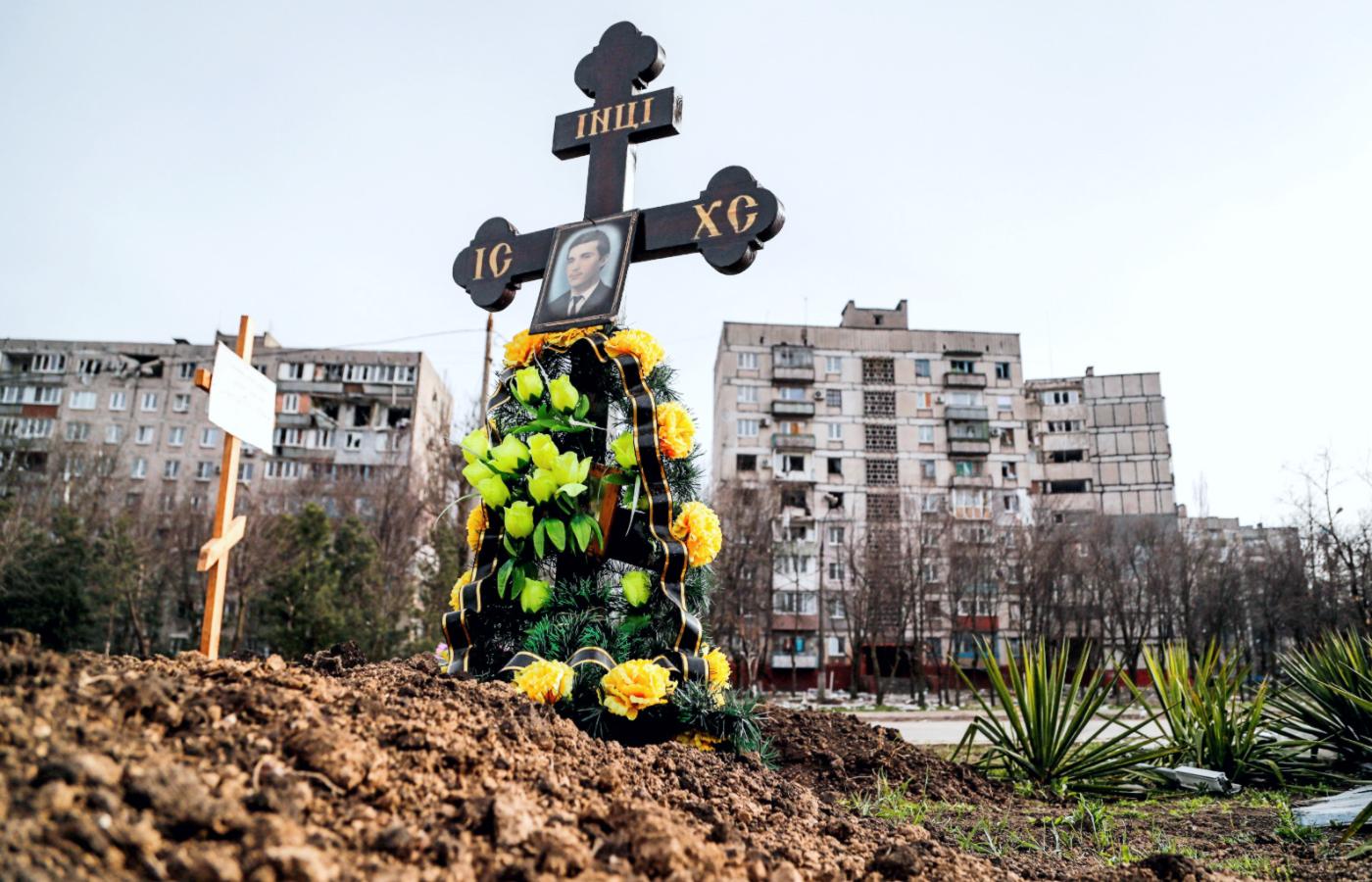 Groby cywilów w Mariupolu, 10 kwietnia 2022 r.
