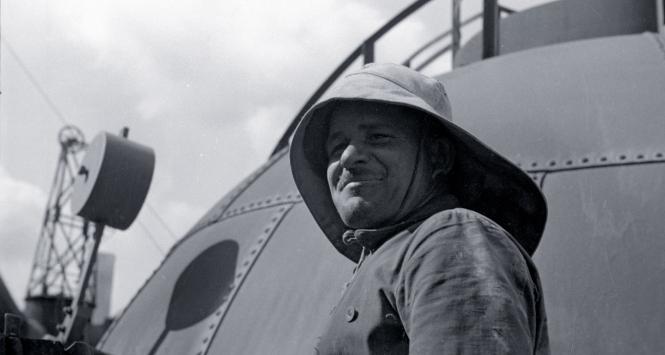 Pracownik stoczni w Szczecinie, 1948 r.