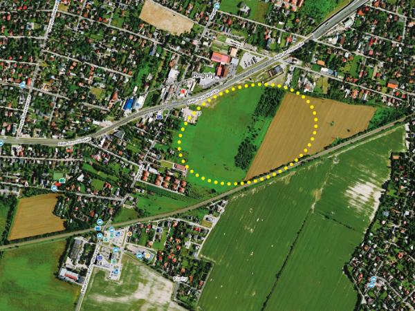 Podwarszawskie Reguły. W żółtych kropkach – działka, gdzie mają stanąć budynki centrum danych.