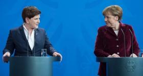 Warszawskie rozmowy Angeli Merkel „Süddeutsche Zeitung” nazwała spotkaniem kryzysowym.