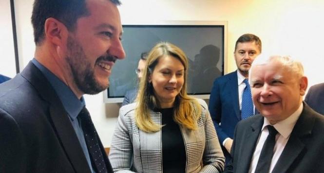 Czy przy Nowogrodzkiej tworzy się nowa „oś”?