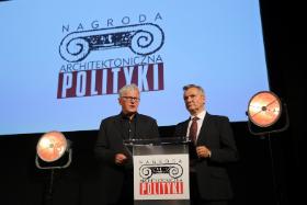 Uroczystość tradycyjnie poprowadzili redaktor naczelny POLITYKI Jerzy Baczyński i red. Piotr Sarzyński z działu kultury POLITYKI.