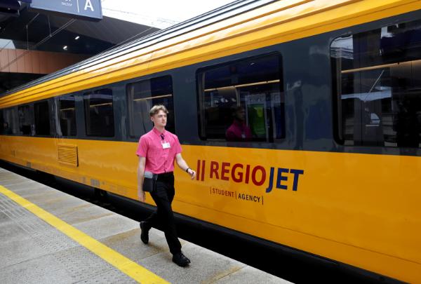 RegioJet kontra PKP Intercity, czyli czesko-polska wojenka kolejowa. Skorzystamy, ale nie od razu
